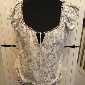 Agenda White and Gray Paisley Blouse